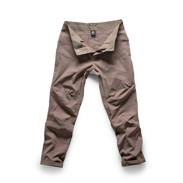 EBD045F8-CE0A-4F57-9E0E-